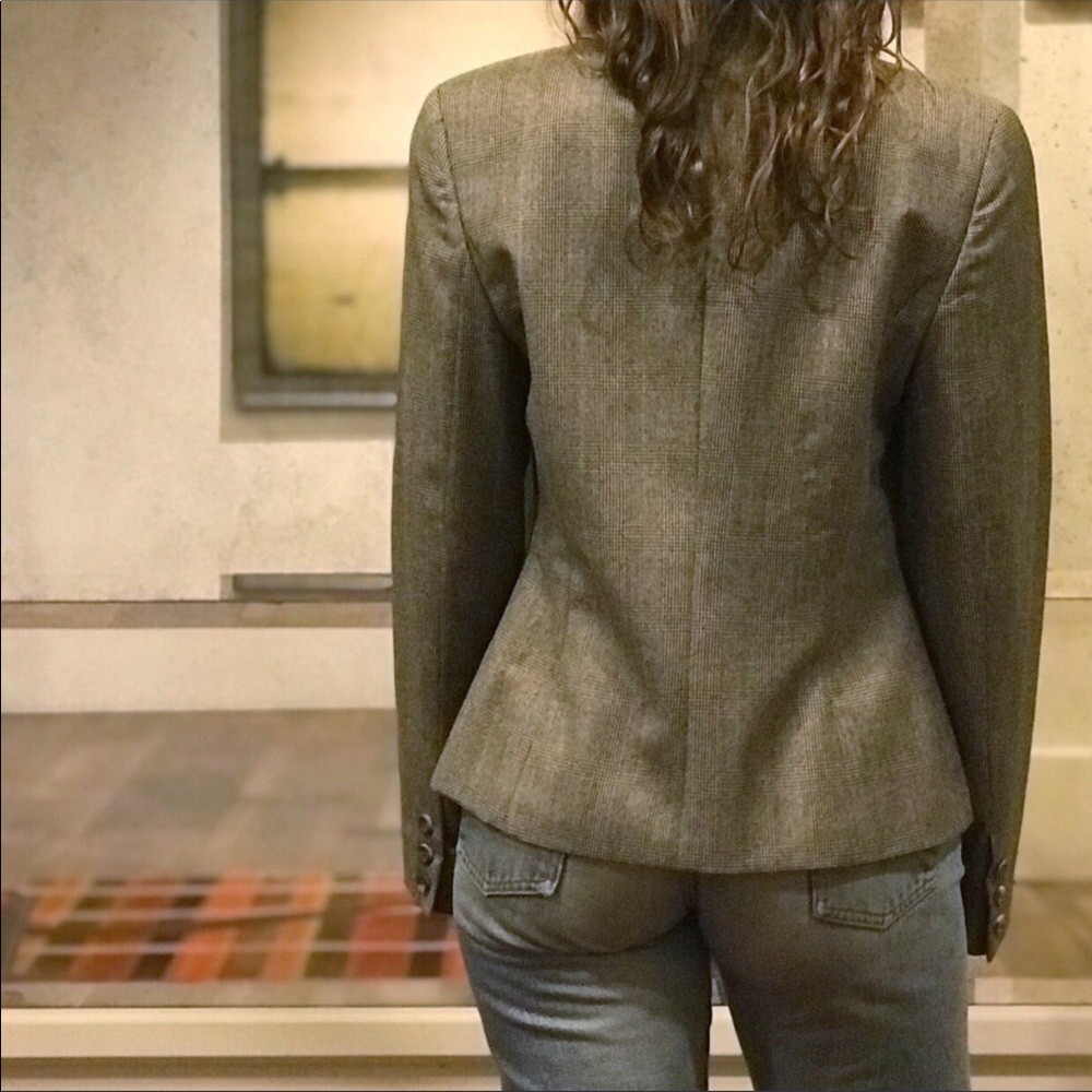 Carolina Herrera suit jacket - Picture 6 of 16